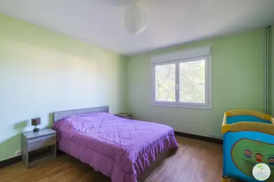 Un ou plusieurs lits dans un hébergement de l'établissement Sanguinet Appartement 3 chambres proche du lac