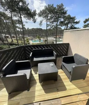 Piscine de l'établissement Green Oasis ou située à proximité