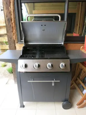 Cuisine ou kitchenette dans l'établissement Gîte O 3 Cèdres