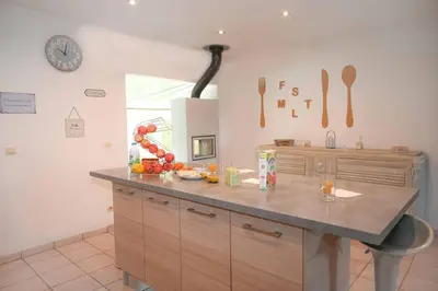 Cuisine ou kitchenette dans l'établissement La Maison Maluti - avec Baby-foot, Billard & Wifi