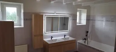 Salle de bains dans l'établissement Michel et Florence