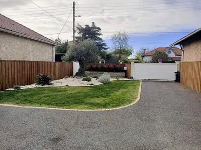 Jardin de l'établissement Logement la Teste de Buch