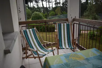 Balcon ou terrasse dans l'établissement Les Dunes 6 personnes ,piscines ,tennis etc proche de la plage