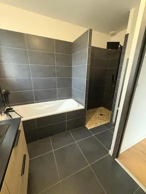 Salle de bains dans l'établissement Villa Luxe Exclusive avec Piscine Privée