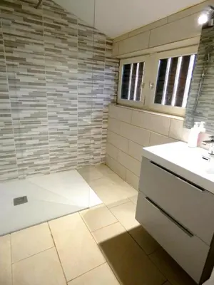 Salle de bains dans l'établissement Gite vert