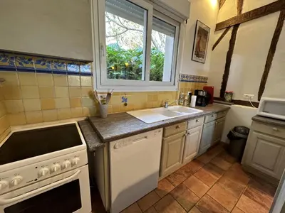 Cuisine ou kitchenette dans l'établissement Grand rimbez