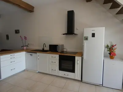 Cuisine ou kitchenette dans l'établissement La maison du becq