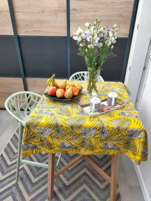 Nourriture dans le séjour chez l'habitant ou à proximité