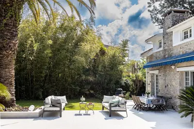 Jardin de l'établissement Embruns - Location vacances capbreton superbe villa avec jardin et piscine chauffée