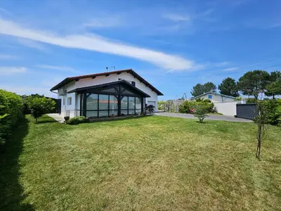 Jardin de l'établissement Cosy villa with pool near ocean