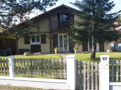 Jardin de l'établissement maison 3 classée étoiles à,proximité de Contis Plage