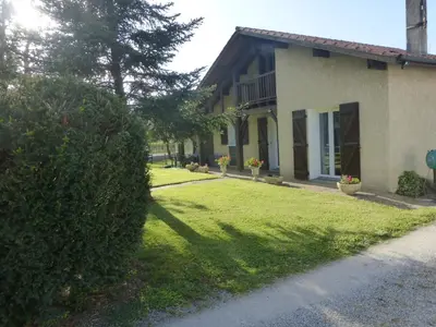 Jardin de l'établissement maison 3 classée étoiles à,proximité de Contis Plage