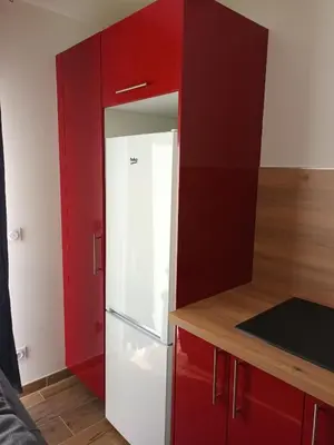 Cuisine ou kitchenette dans l'établissement LA MAISON CACHEE-BA