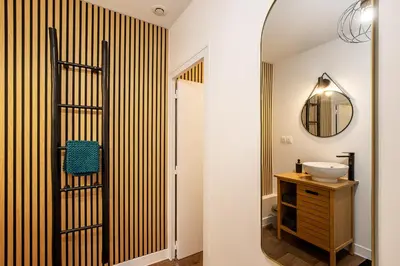 Salle de bains dans l'établissement L'Authentique - Centre ville de Dax avec jardin