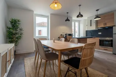 Cuisine ou kitchenette dans l'établissement L'Apaisant - Un coin de sérénité au cœur de Dax