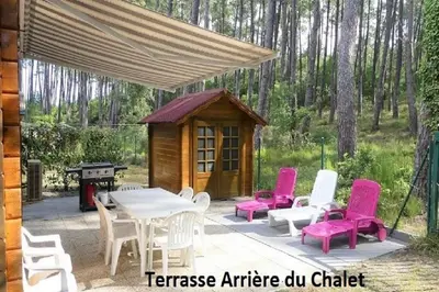 Plan de l'établissement A BIAS Chalet 4 à 6 Personnes Entièrement Climatisé Chargeur VE 7kw-Wifi-Balnéo et Piscine