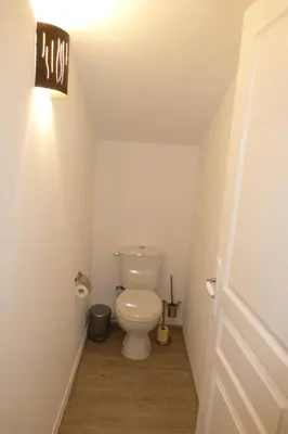 Salle de bains dans l'établissement Léon
