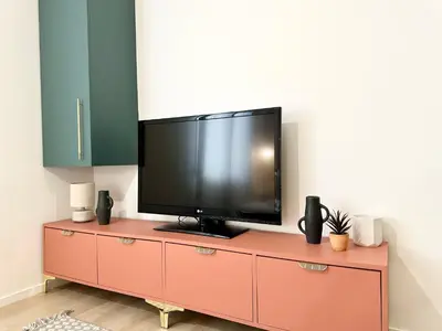 Télévision ou salle de divertissement dans l'établissement LE PLUMAÇON - Agréable - Proche Gare