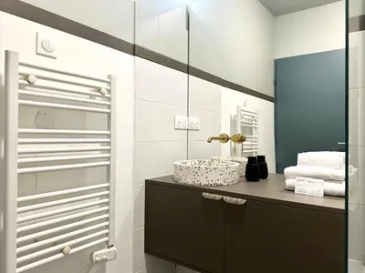 Salle de bains dans l'établissement LE PLUMAÇON - Agréable - Proche Gare