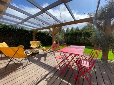 Jardin de l'établissement BEACH HOUSE DE CHARME A MESSANGES. LA MAISON BLEUE