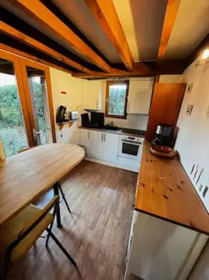 Cuisine ou kitchenette dans l'établissement Chalet Bassin d'Arcachon