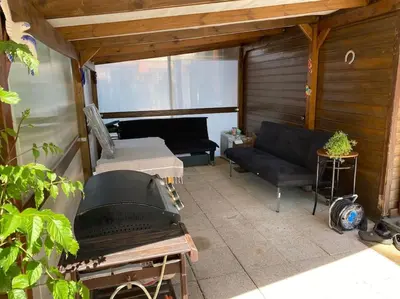Un ou plusieurs lits dans un hébergement de l'établissement Maison de type chalet piscine collective hume