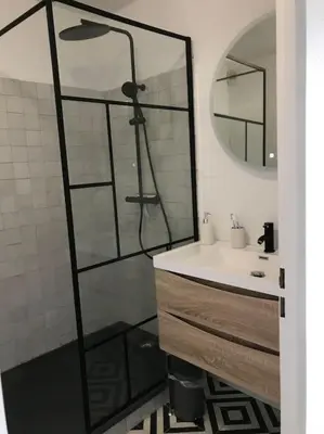 Salle de bains dans l'établissement Appartement La Teste-de-Buch