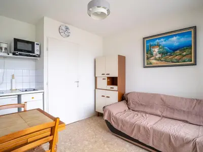 Cuisine ou kitchenette dans l'établissement Appartement à Mimizan Plage pour 4 pers, face à l'océan, balcon, parking, ménage inclus - FR-1-50-120