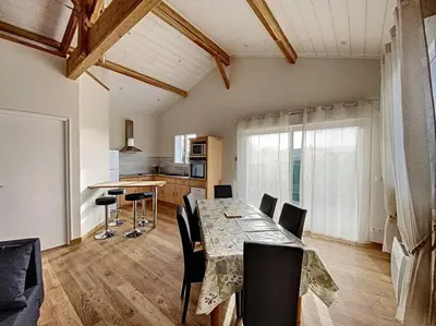 Cuisine ou kitchenette dans l'établissement Maison la teste