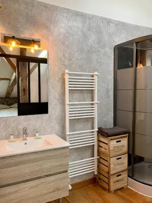 Salle de bains dans l'établissement Le Domaine de Darracq