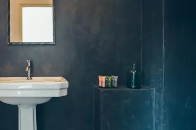 Salle de bains dans l'établissement Villa de l'Etang Blanc