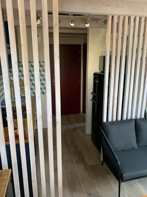 Coin salon dans l'établissement Les gites du canal