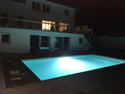 Piscine de l'établissement Maison au calme avec piscine ou située à proximité
