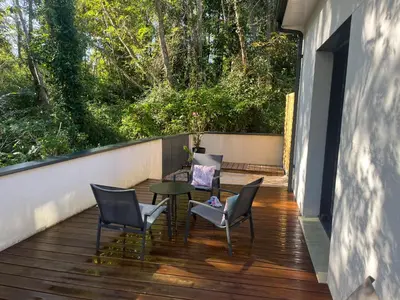 Balcon ou terrasse dans l'établissement Salles, Maison à 30 min d'Arcachon