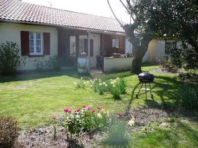 Jardin de l'établissement Guesthouse La Burle