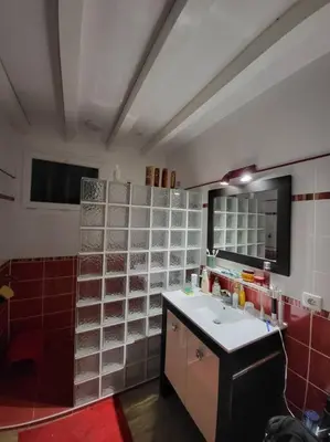 Cuisine ou kitchenette dans l'établissement Fermette Landaise près de l'Océan et du lac marin