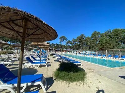 Piscine de l'établissement Résidence des dunes de Contis ou située à proximité