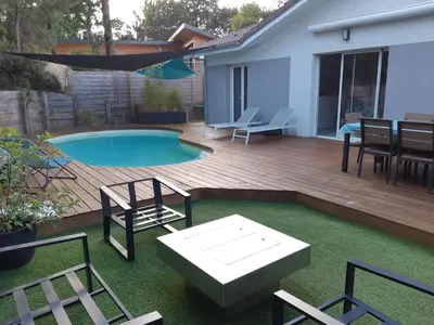 Piscine de l'établissement Jolie maison moderne et sereine à Labenne ou située à proximité