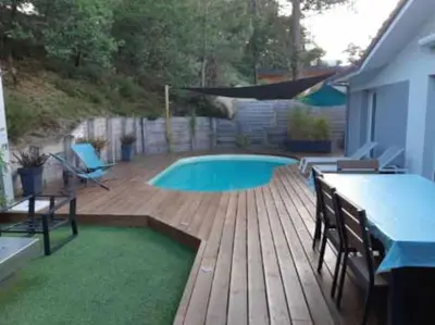 Piscine de l'établissement Jolie maison moderne et sereine à Labenne ou située à proximité