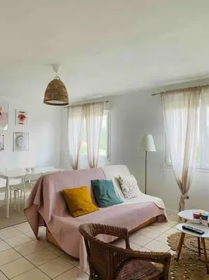 Coin salon dans l'établissement Appartement T3 Tarnos cosy proche de la plage