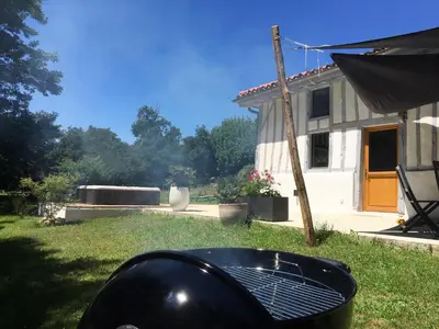 Jardin de l'établissement Gite et Spa La Bougerie