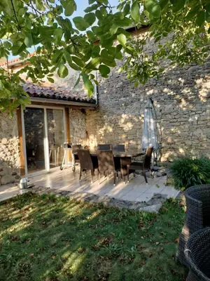 Jardin de l'établissement Maison Pucet