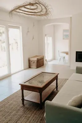Coin salon dans l'établissement !Villa 4*MiMiZaN/Piscine chauffée/Wifi/Plage à 5mn/Clim