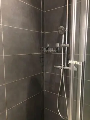 Salle de bains dans l'établissement Chez Floflo