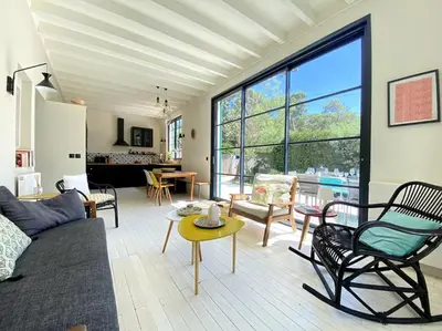 Coin salon dans l'établissement Agréable villa à Pyla plage