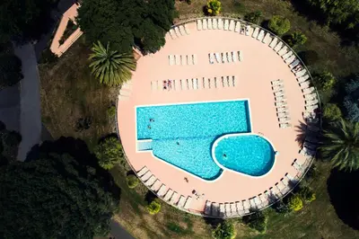 Piscine de l'établissement Village Moliets - maeva Home - 2 Pièces 6 Personnes Confort MAE-2186 ou située à proximité