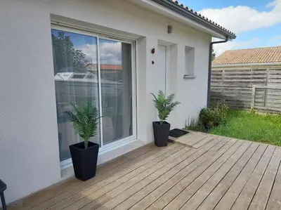 Jardin de l'établissement Studio tout confort + terrasse