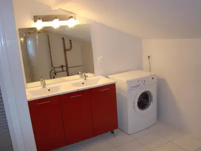 Salle de bains dans l'établissement Les Gîtes Malidri