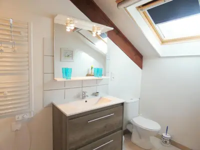 Salle de bains dans l'établissement Marina