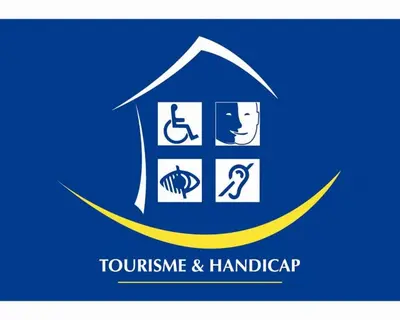 Certificat, récompense, panneau ou autre document affiché dans l'établissement Le gardon